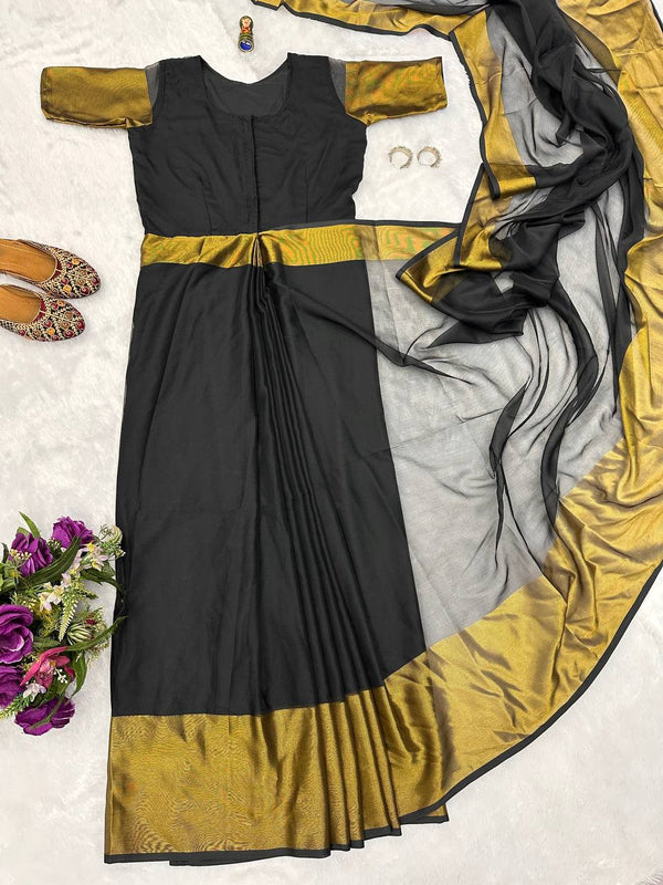 Ready To Wear Saree With Zip & Go Style